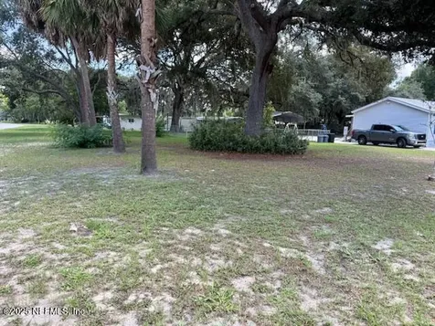202 Ash Street Interlachen FL 32148