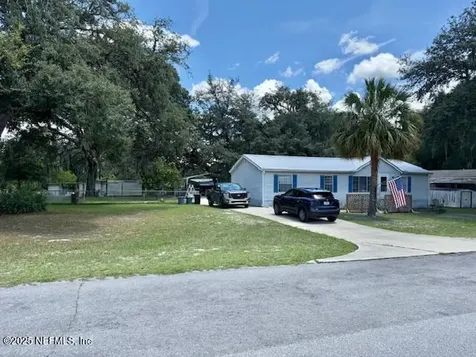 202 Ash Street Interlachen FL 32148