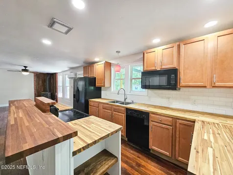 125 Lemon Street Melrose FL 32666