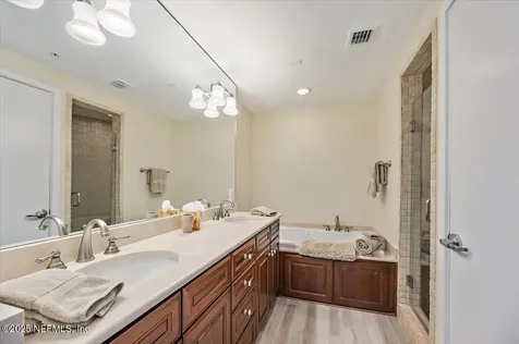 123 1st Street S Jacksonville Beach FL 32250