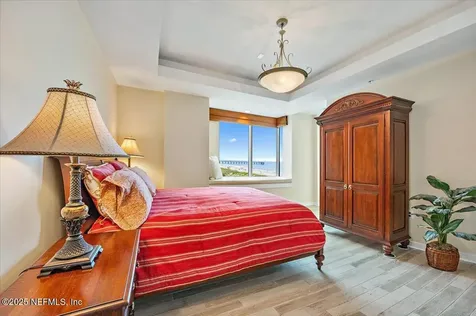 123 1st Street S Jacksonville Beach FL 32250