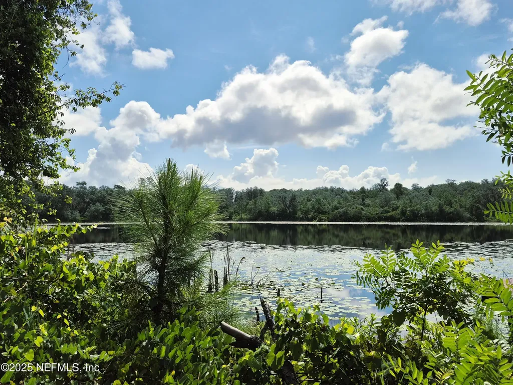 282 Byrd Road Crescent City FL 32112