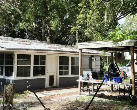 282 Byrd Road Crescent City FL 32112