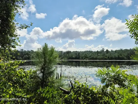 282 Byrd Road Crescent City FL 32112