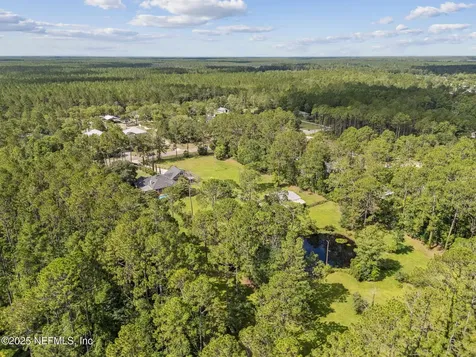 10382 Ford Road Bryceville FL 32009