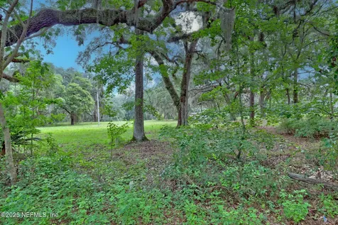 202 Bostwick Cemetery Road Palatka FL 32177
