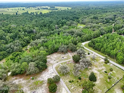 202 Bostwick Cemetery Road Palatka FL 32177