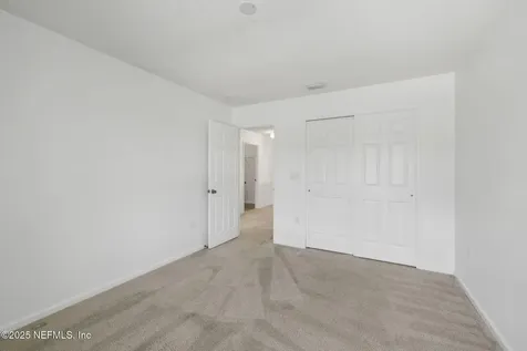 5102 Oak Bend Avenue Jacksonville FL 32257