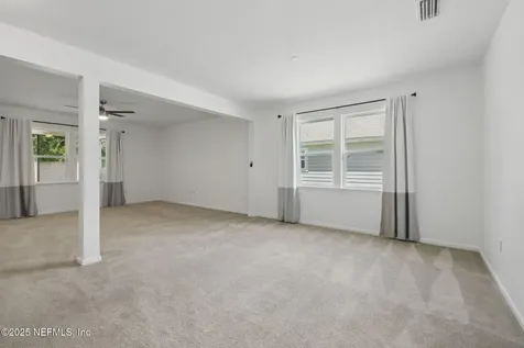 5102 Oak Bend Avenue Jacksonville FL 32257