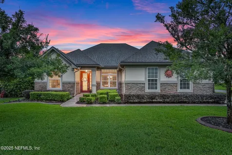 1960 Colonial Drive Green Cove Springs FL 32043