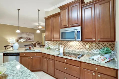 1960 Colonial Drive Green Cove Springs FL 32043
