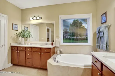 1960 Colonial Drive Green Cove Springs FL 32043