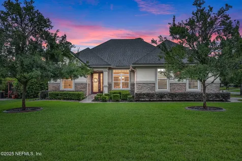 1960 Colonial Drive Green Cove Springs FL 32043