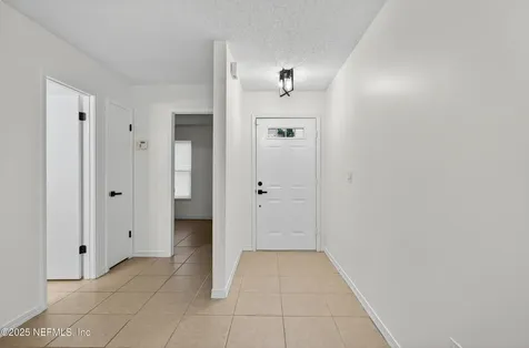 7679 Melissa Court N Jacksonville FL 32210