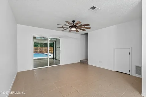 7679 Melissa Court N Jacksonville FL 32210