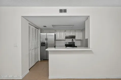 7679 Melissa Court N Jacksonville FL 32210