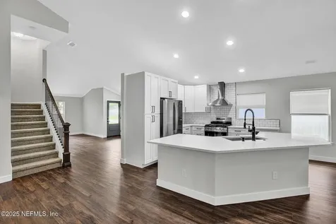 6511 Ginnie Springs Road Jacksonville FL 32258