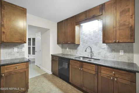 239 Glynlea Road Jacksonville FL 32216