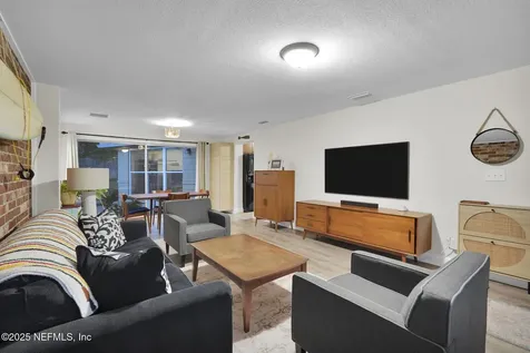 239 Glynlea Road Jacksonville FL 32216