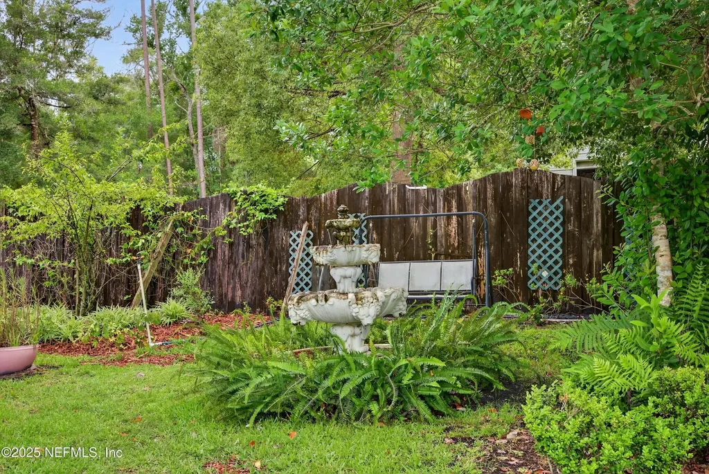 153 Sunny Lane Pomona Park FL 32181