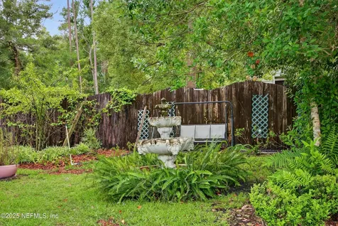 153 Sunny Lane Pomona Park FL 32181
