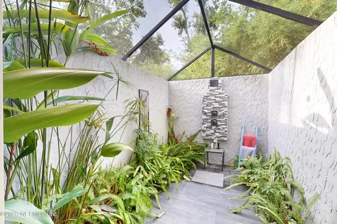 153 Sunny Lane Pomona Park FL 32181