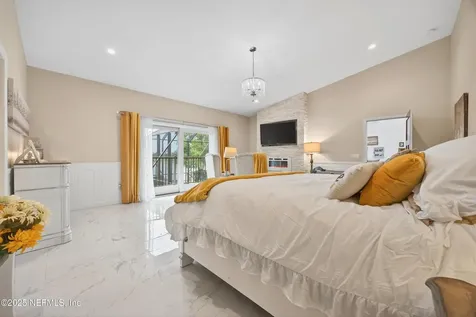 153 Sunny Lane Pomona Park FL 32181