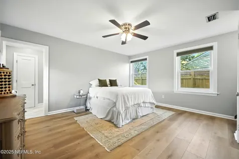 4343 Redwood Avenue Jacksonville FL 32207