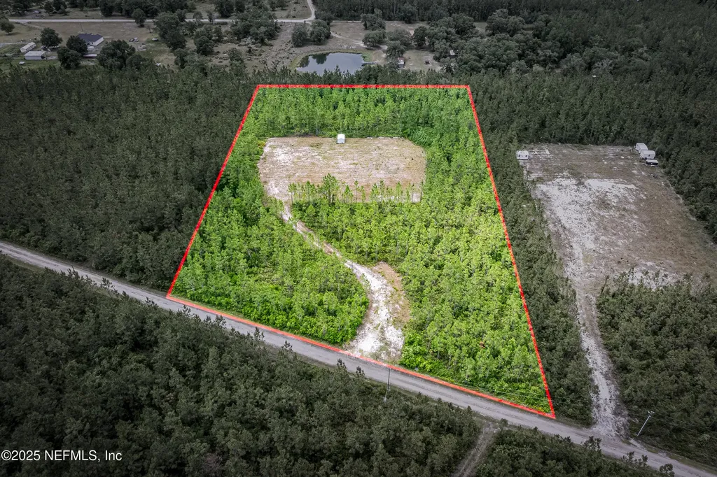 4370 Runaway Cove Road Hilliard FL 32046