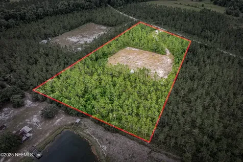 4370 Runaway Cove Road Hilliard FL 32046