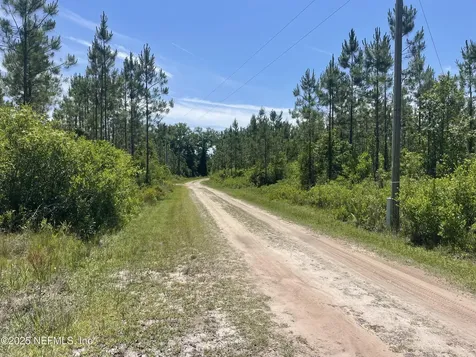 4370 Runaway Cove Road Hilliard FL 32046