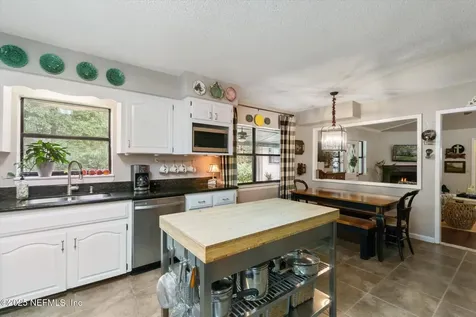 17252 Holmes Mill Avenue Jacksonville FL 32226