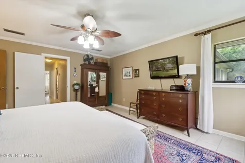17252 Holmes Mill Avenue Jacksonville FL 32226