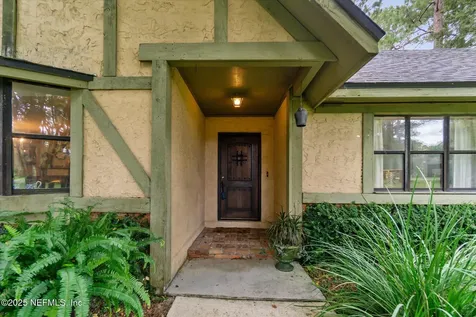 17252 Holmes Mill Avenue Jacksonville FL 32226