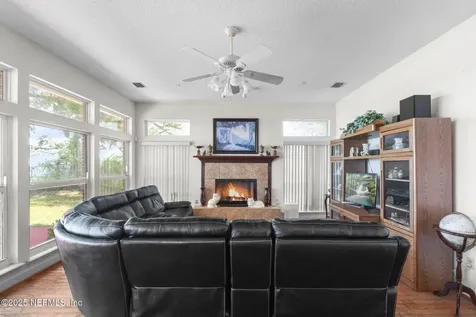 3305 Us Highway 17 Fleming Island FL 32003