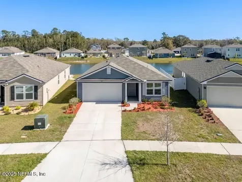 2424 Falling Star Lane Green Cove Springs FL 32043