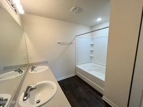 2424 Falling Star Lane Green Cove Springs FL 32043
