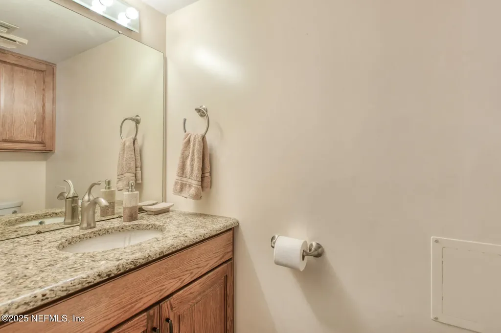 222 River Bend Place Welaka FL 32193