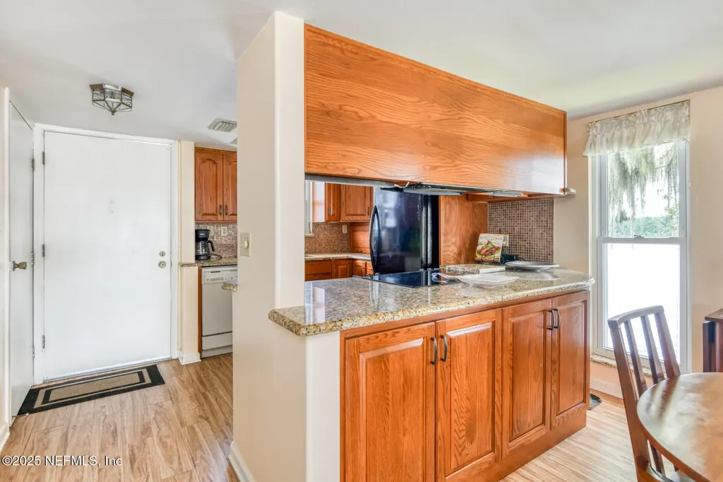 222 River Bend Place Welaka FL 32193