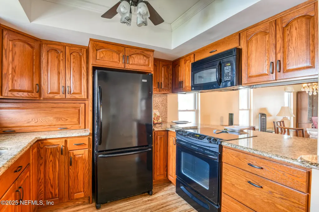 222 River Bend Place Welaka FL 32193