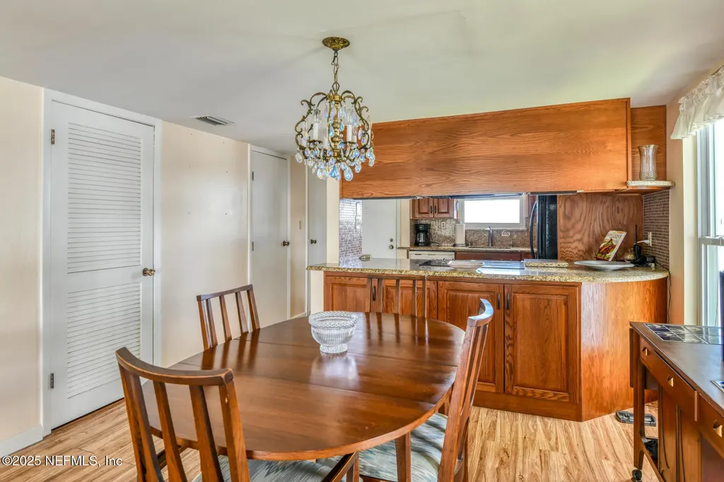 222 River Bend Place Welaka FL 32193