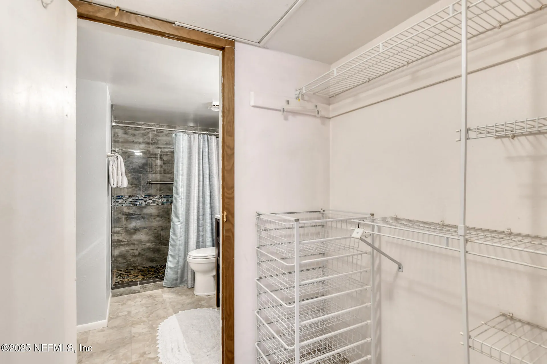 222 River Bend Place Welaka FL 32193
