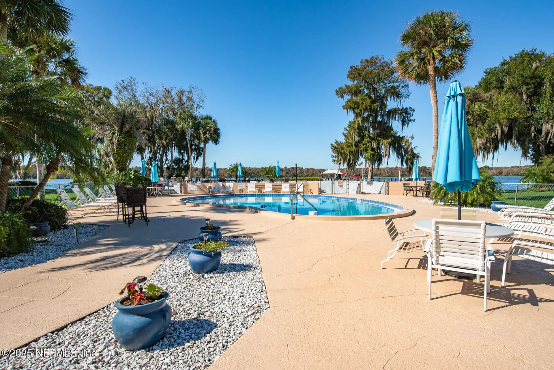 222 River Bend Place Welaka FL 32193