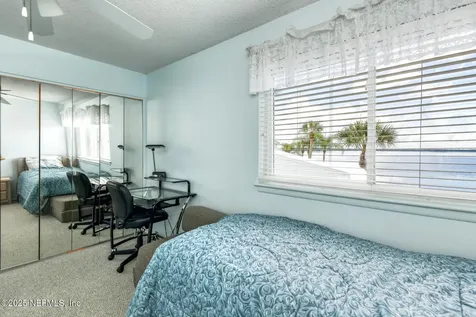 222 River Bend Place Welaka FL 32193