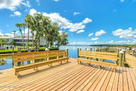 222 River Bend Place Welaka FL 32193