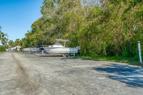 222 River Bend Place Welaka FL 32193