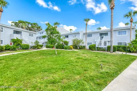 222 River Bend Place Welaka FL 32193