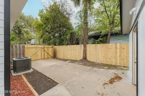 1046 Dyal Street Jacksonville FL 32206
