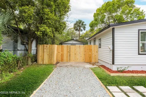 1046 Dyal Street Jacksonville FL 32206