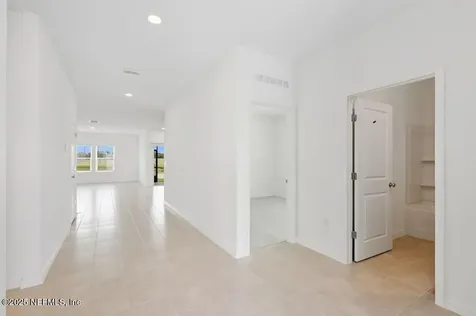 8136 Archibald Terrace Jacksonville FL 32219